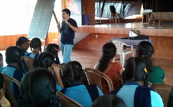 Imagine Trust ‘inspires’ 1600 Government School Students in Mangalore